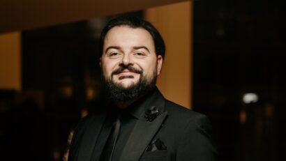 Mihai Damian, triplă victorie la Operalia 2025