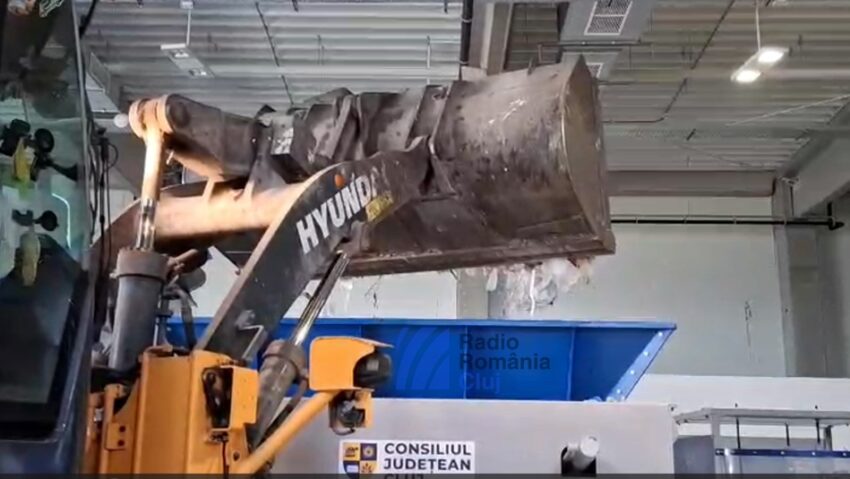 La Cluj, gunoiul menajer se transformă în energie electrică | VIDEO La Cluj, gunoiul menajer se transformă în energie electrică | VIDEO