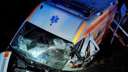 Un deces și cinci persoane rănite în urma unui accident rutier | VIDEO