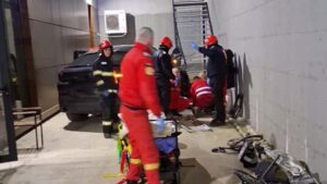 Accident grav într-o parcare: un mort și doi răniți!
