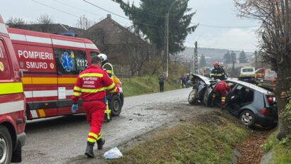 Accident grav: trei persoane rănite, una încarcerată!