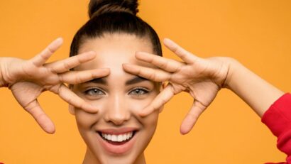 Mâini frumoase şi hidratate: sfaturi esenţiale anti-îmbătrânire