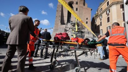 Muncitorul român prins sub dărâmături la Roma a decedat la spital