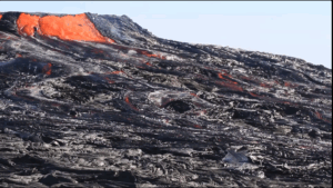 Vulcan în erupție după 12.000 de ani