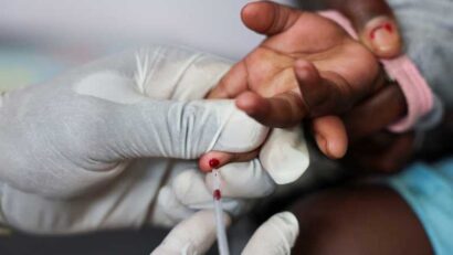 Federația UNOPA: guvernul lasă copiii cu handicap de tip HIV/SIDA fără indemnizația de hrană pentru 2026