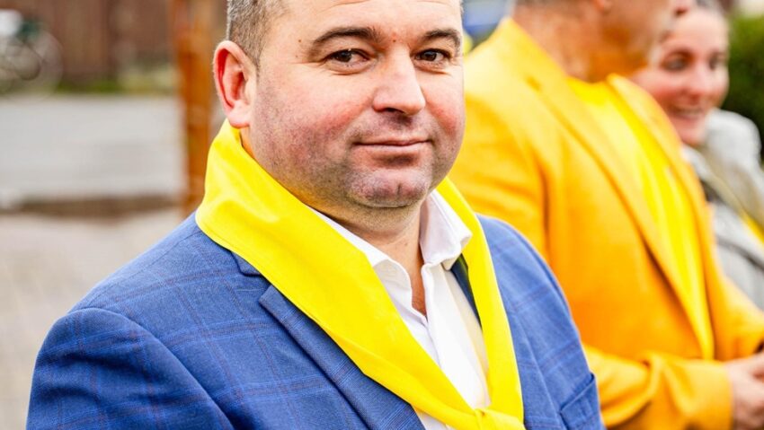 Noul primar al comunei Cârța, Eduard Andrei Manițiu