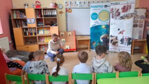 ”Adoptă o clasă” – campanie de lectură în ruralul clujean