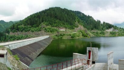 Fără pericol de criză a apei: barajul Colibița este în siguranță