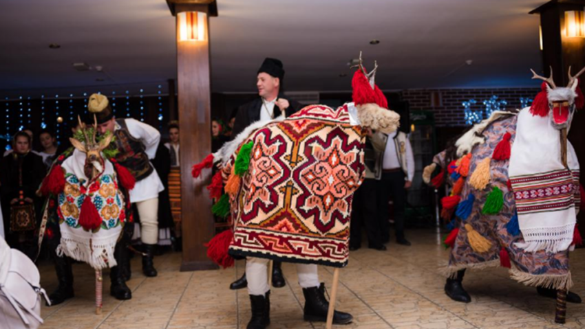 Îngroparea Anului, un obicei rar din Valea Bârgăului