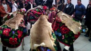 Obicei unic de Crăciun pe valea Ilvelor – Belciugarii | AUDIO