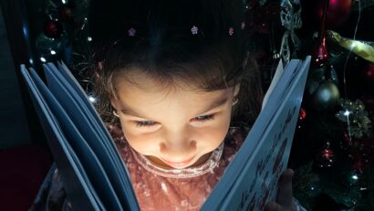 Sesam deschide cartea: Două povești de sărbători