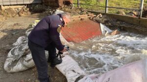 Alertă: Gaz descoperit accidental la forarea unui puț de apă