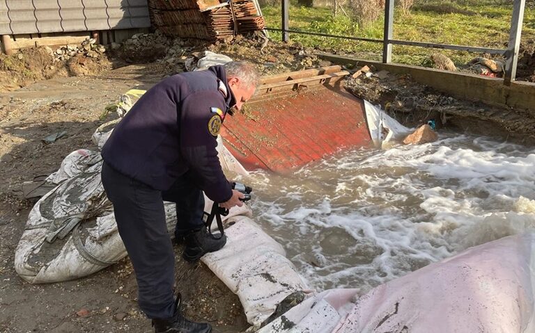 Alertă: Gaz descoperit accidental la forarea unui puț de apă