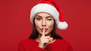 Un joc, un cadou, un mister: pregătiţi de Secret Santa?