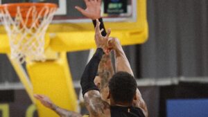 U-BT s-a impus la Salonic, într-un nou duel de foc din EuroCup