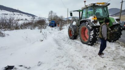 Accident cu 3 victime la Teaca