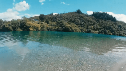 Cel mai limpede lac din lume, în pericol