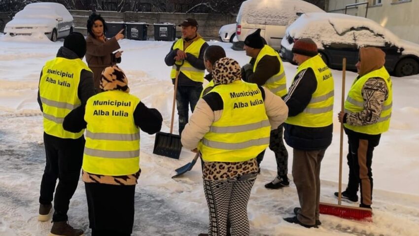 Deținuți mobilizați la deszăpezire