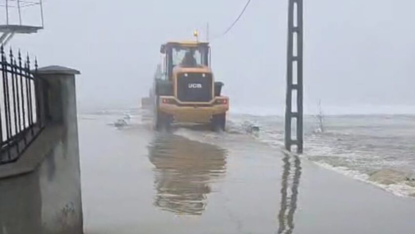 Terenuri inundate în Târgu Lăpuș din cauza blocajelor de gheață