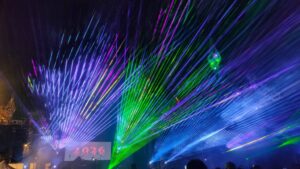 Laserele au făcut spectacol pe cerul Bistriței