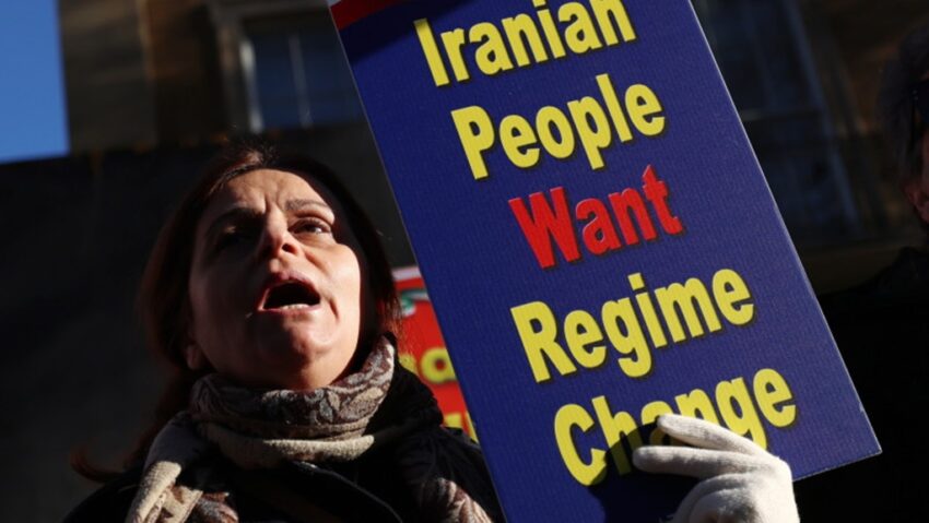 Iranul sub lupa istoriei