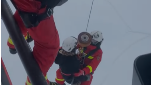 Ucrainean salvat din munți cu elicopterul