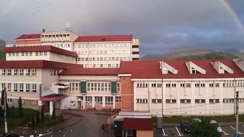 Secții închise temporar din cauza lipsei medicilor