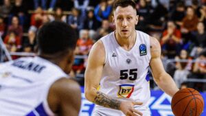 U-BT, învinsă în Spania, într-un meci din EuroCup