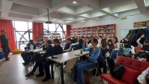 Pot cărțile să ne ajute să ne înțelegem mai bine și să ne gestionăm emoțiile?