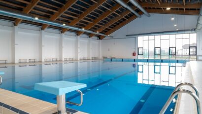 A fost inaugurat un nou centru recreativ cu bazin de înot şi săli de gimnastică