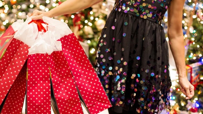 Cumpărăturile impulsive: de ce cedăm tentației și cum ne afectează bugetul