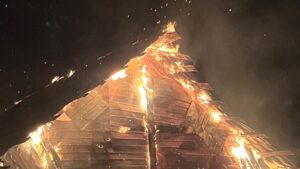 Două incendii, în decurs de câteva ore! Mare atenție la coșurile de fum