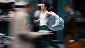 Filmul de weekend: Marty Supreme sau gloria fără scrupule