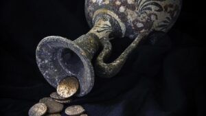 S-au descoperit monede grecești și romane vechi de peste 2.000 de ani