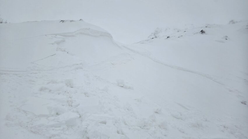 Riscul de avalanșă a crescut la gradul 4 în Munții Făgăraș