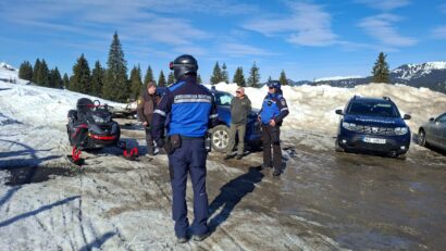 Atenție, turiști: interzis snowmobile și ATV în Munții Rodnei