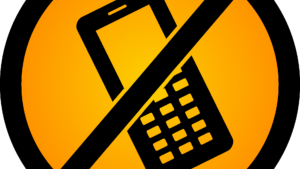 Telefonul nu e bonă: cum poate duce „soluția rapidă” la dependență!