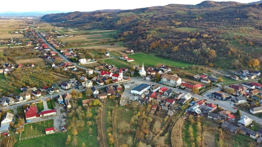 Lucrări de întreținere pe drumul dintre Dej și Gherla