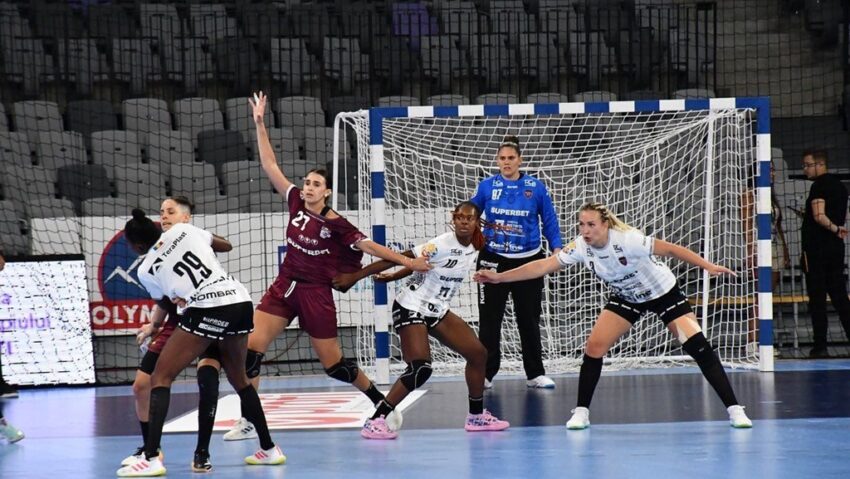 Gloria Bistrița – Rapid București, în Liga Florilor