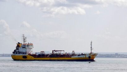 Derogare americană pentru petrolul rusesc blocat pe mare