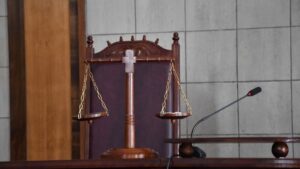 Avalanșă de procese la Casa de Pensii