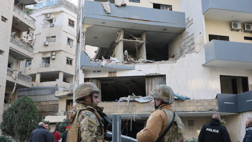 SUA şi Israelul îşi continuă operaţiunile militare împotriva Iranului