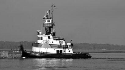 Autoritățile confirmă primul deces în accidentul naval din Portul Midia