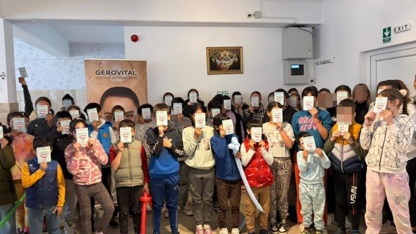 UMF Cluj promovează sănătatea dentară