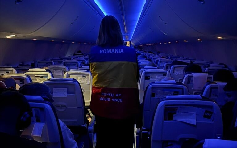 273 de români repatriați cu două zboruri speciale