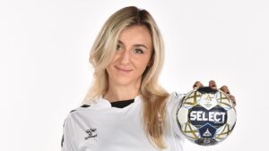 Iulia Dumanska semnează cu CSM București