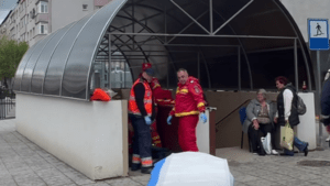 Bărbatul rănit în Pasajul Decebal, în stare gravă
