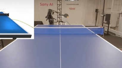 Robotul care a învins oamenii la ping-pong
