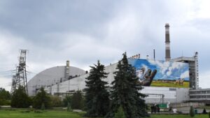 Eroism, tăcere, vieţi risipite: se împlinesc 40 de ani de la explozia centralei nucleare Cernobîl