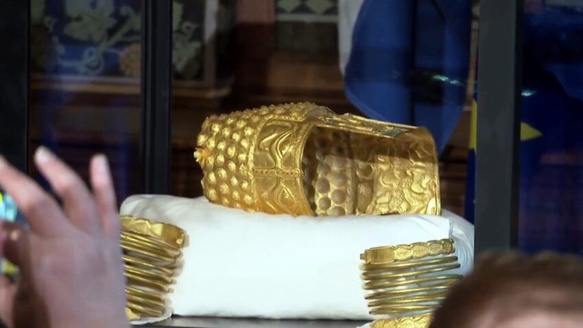 Coiful de aur vechi de 2.500 de ani, recuperat
